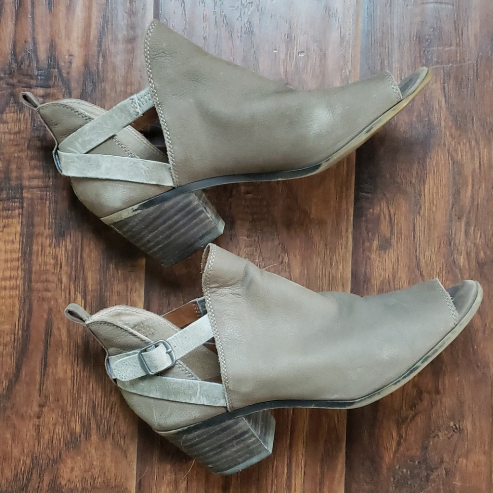 Lucky Brand Fall Suede Ankle Booties